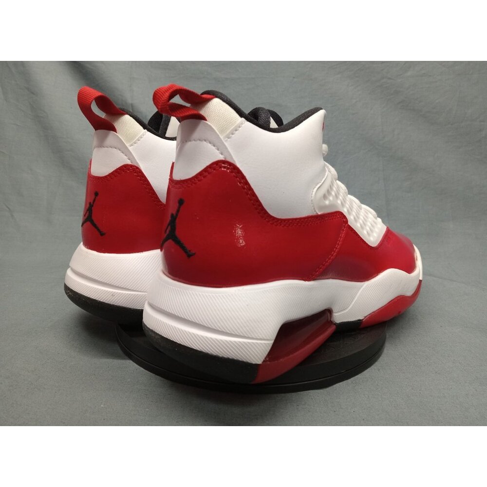 Nike Jordan Maxin 200 (GS) Boys Sneakers White Red Size 6 NEW NO BOX! - Picture 8 of 11